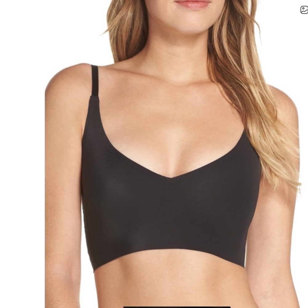 True & Co The True Body Triangle Convertible Strap Bralette